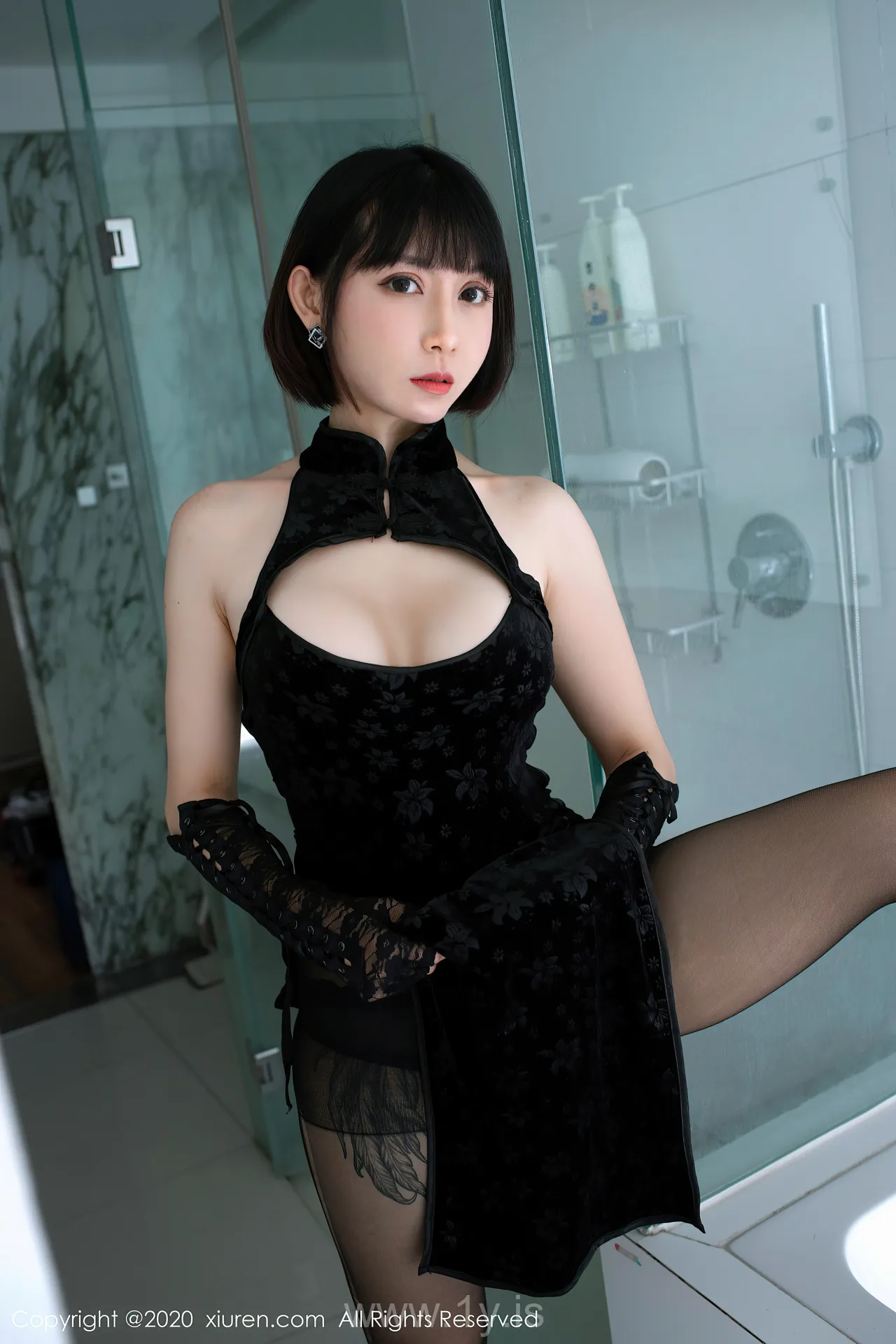 XIUREN(秀人网) NO.2318 Good-looking & Graceful Chinese Babe 安妮斯朵拉_Ann